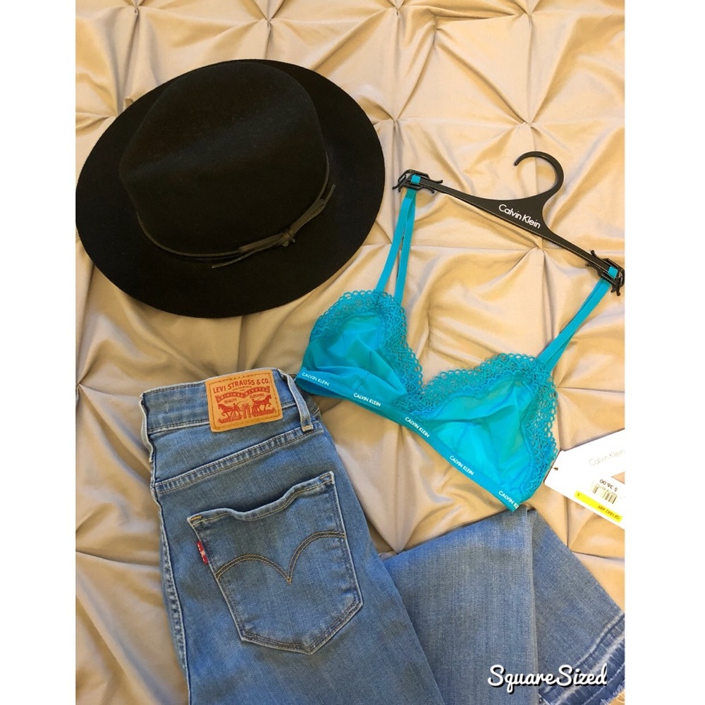 Calvin Klein - Marquisette Bralette size small